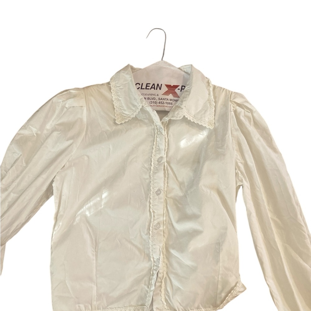Dazy White Victorian-Style Button-Up Top- Size L-… - image 3